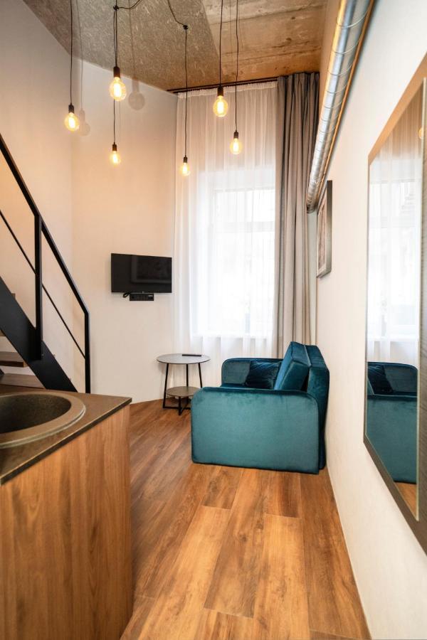 Teeny Tiny Lofts In Center Kaunas Eksteriør billede