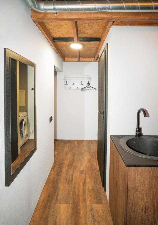 Teeny Tiny Lofts In Center Kaunas Eksteriør billede